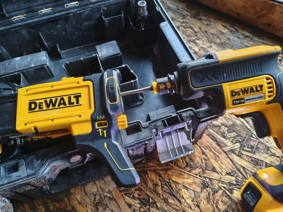 Wkrętarka do regipsow DeWalt dcf6202 zestaw