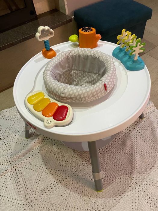 Інтерактивний столик Skip Hop