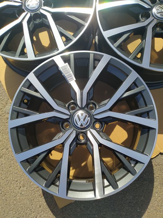 Диски Volkswagen Tiguan T-ROC Taos Passat Golf Jetta Touran t4 Caddy Skoda Octavia SuperB Karoq Kodiaq Seat Leon Ateca Exeo Altea Audi A4 A6 R17(5*112