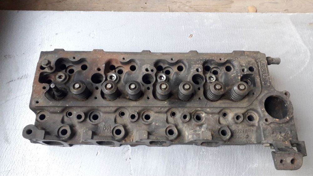 Колінвал і головка ford transit 2.5 tdi