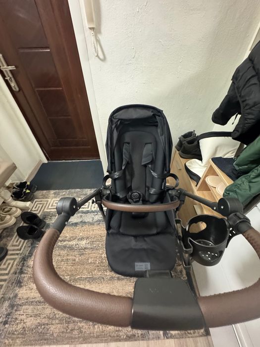 Коляска Cybex melio carbon