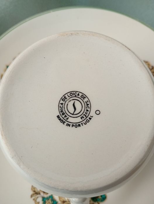 Chávenas de loiça de Sacavém
