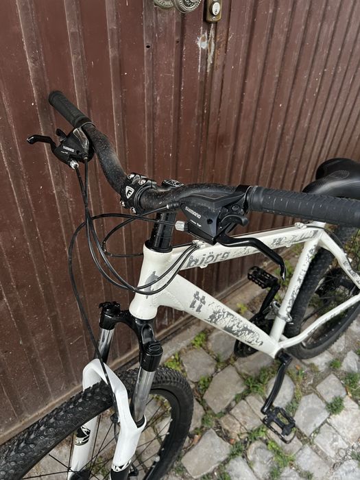 Bicicleta bjorg TT roda 26 + btwin roda 20  ofereco 2 bmx para restauro
