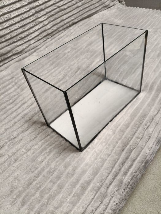 Акваріум  для водяних та різних  живностів