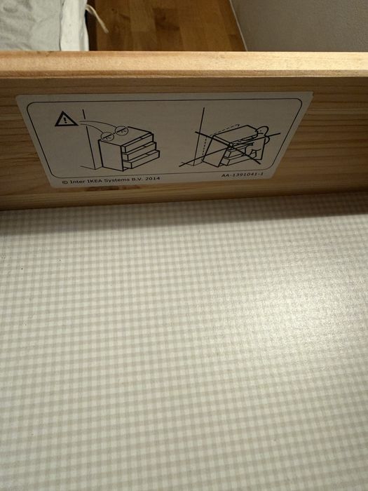 Komoda Ikea Idanas