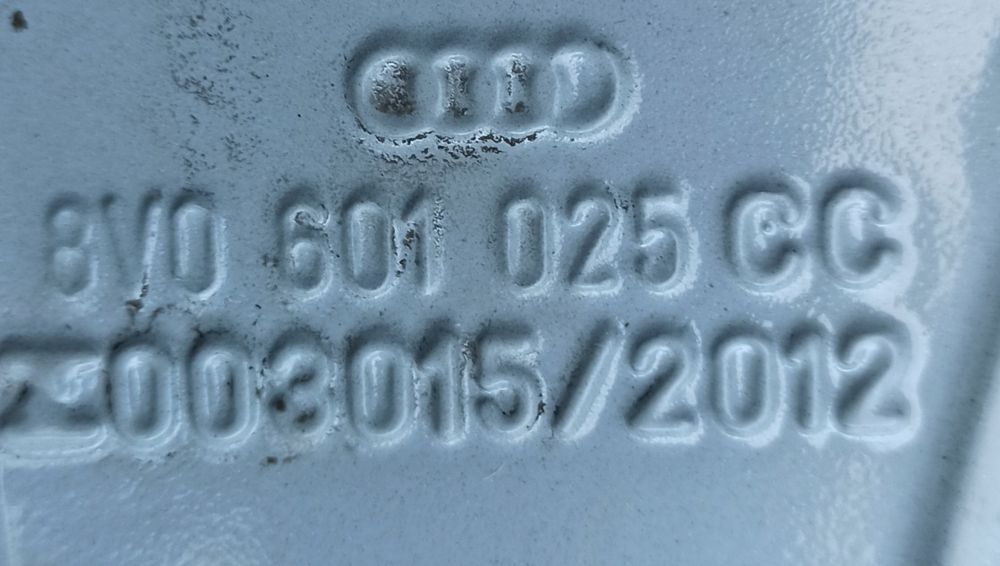 Felgi Oryginał Audi A3 A4 A6 A8 7,5x18 ET51 5x112 8V0