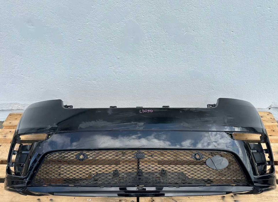 Бампер Range Rover VELAR L560 бампер передний в Цвет R Dynamic SE