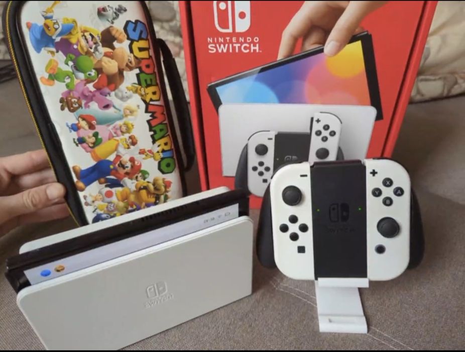 Nintendo Switch Oled 64gb. +Dock станція