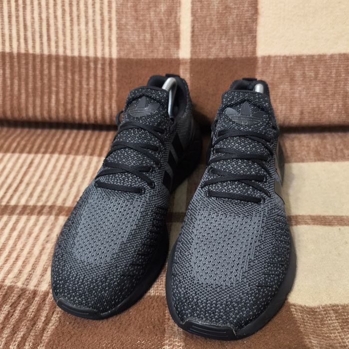 Чоловічі кросівки adidas