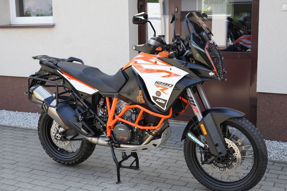 KTM