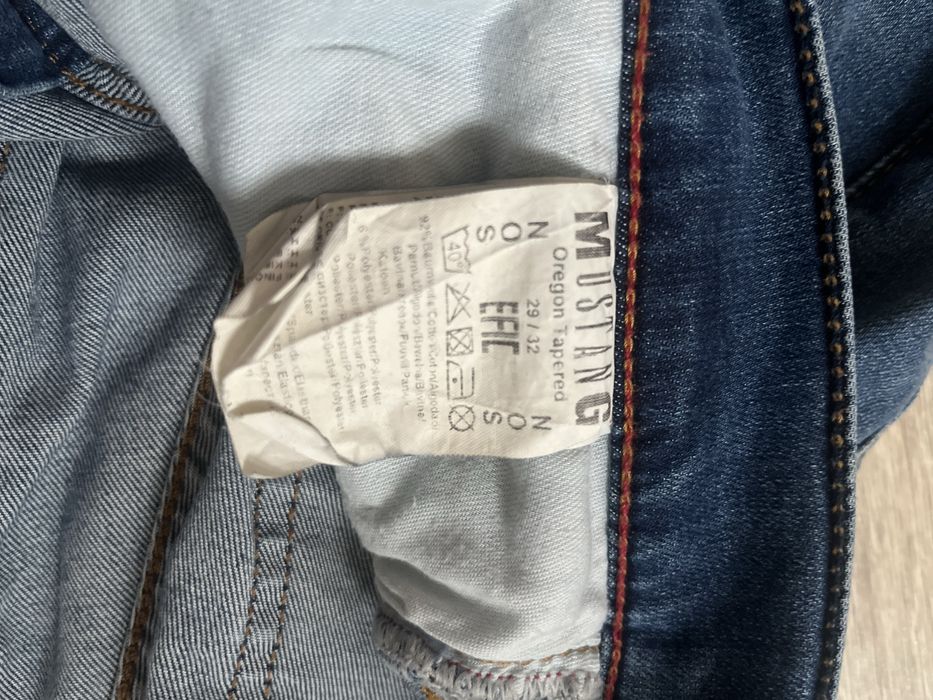 jeans Mustang Oregon