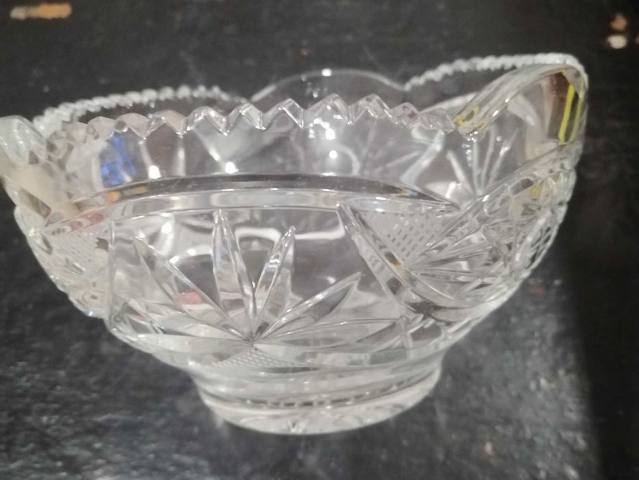 Продам кришталеві вази.