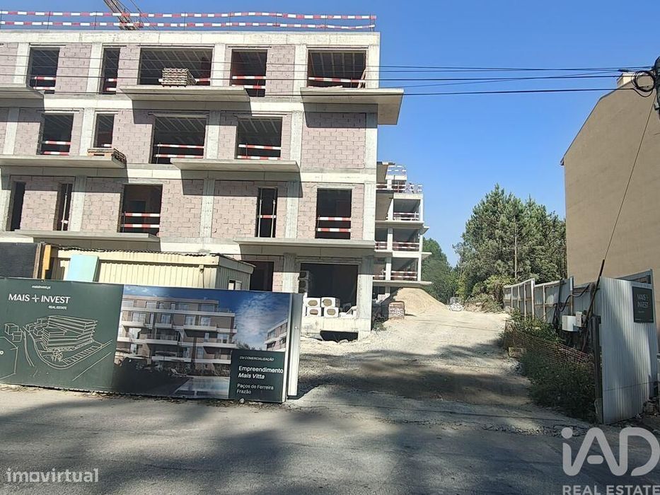 Apartamento T3 em Frazão Arreigada de 115,00 m2