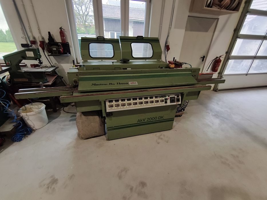 Okleiniarka AkV 2000 DK