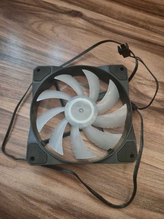 Wentylator do obudowy Krux 120x120