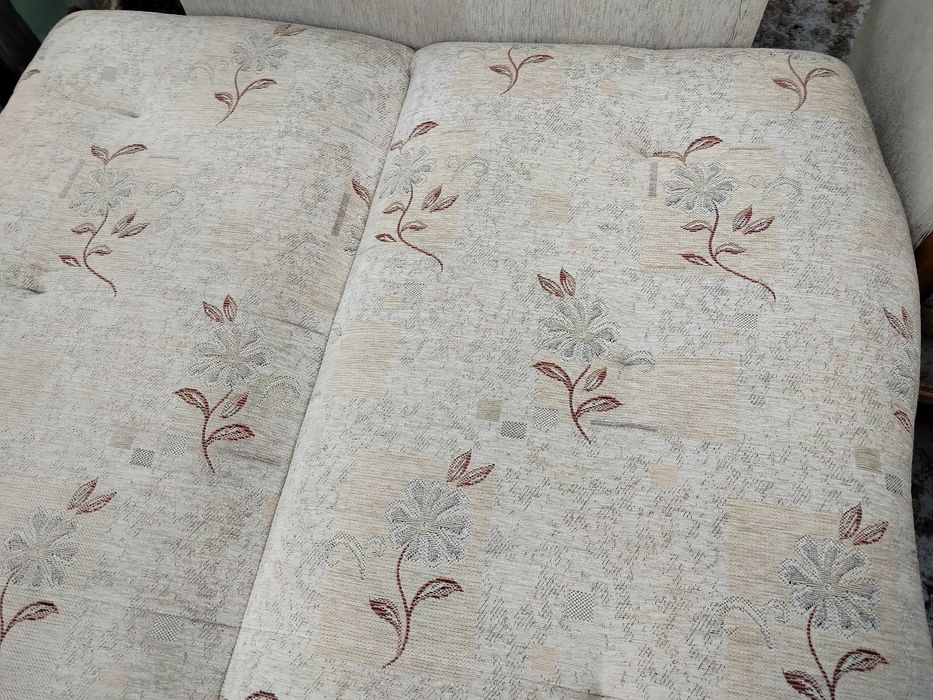 Sprzedam uzywany komplet wypoczynkowy  Wersalka 2 fotele