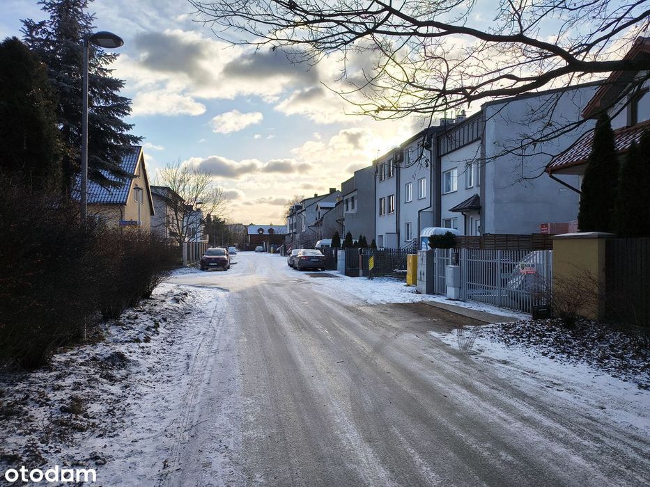 Gotowiec inwestycyjny, działka Stara Miłosna, 3 mieszkania.
