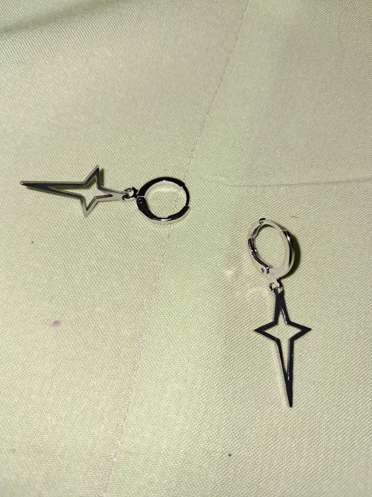 Сережки жіночі нові