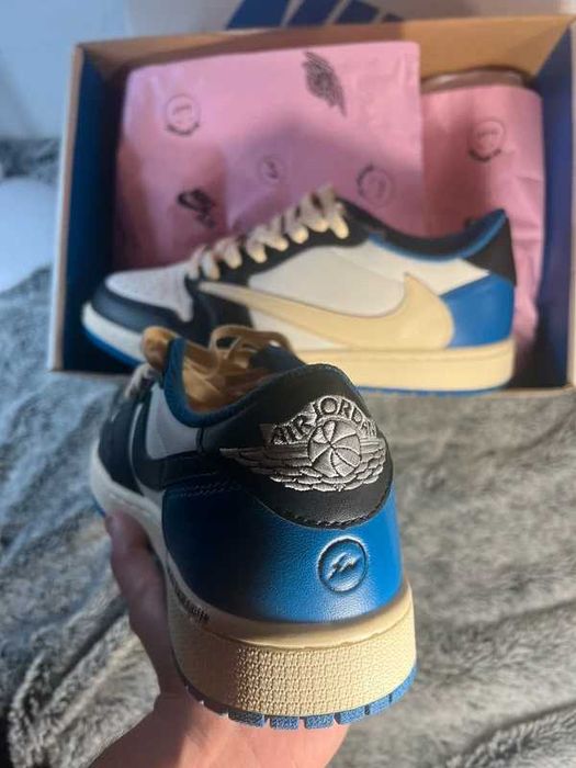 Jordan 1 Retro Low OG SP Fragment x Travis Scott R.41