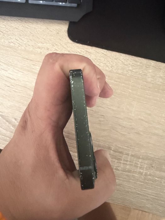 Iphon 13 zielony