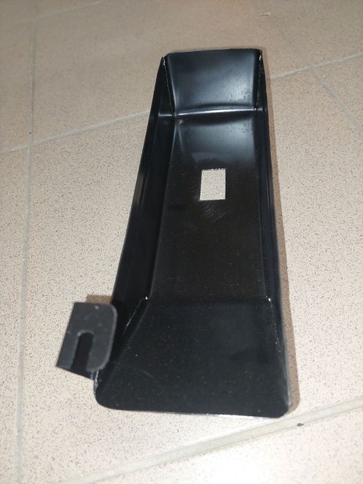 Sprzedam nowy schowek narzędziowy rama wsk125 175 metalowy