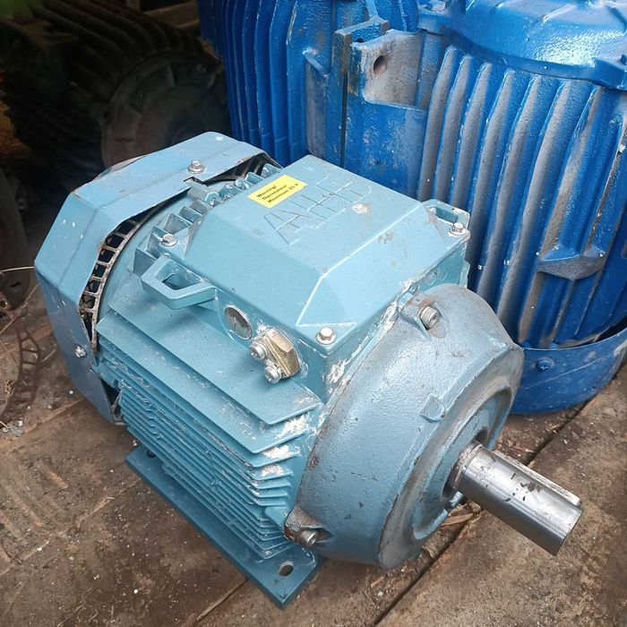 Silnik elektryczny 7,5 kW 2915obr