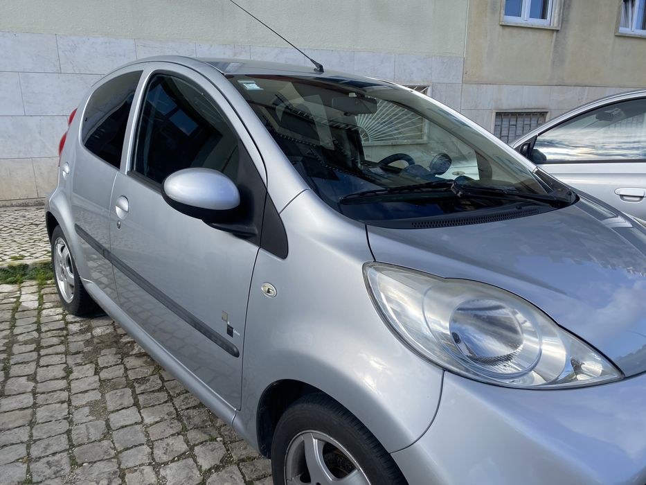 Peugeot 107 ano 2012
