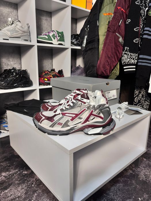 Кроссовки Balenciaga Runner Dark Red/White