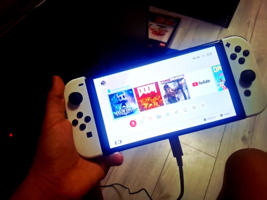 Nintendo switch oled + dodatki