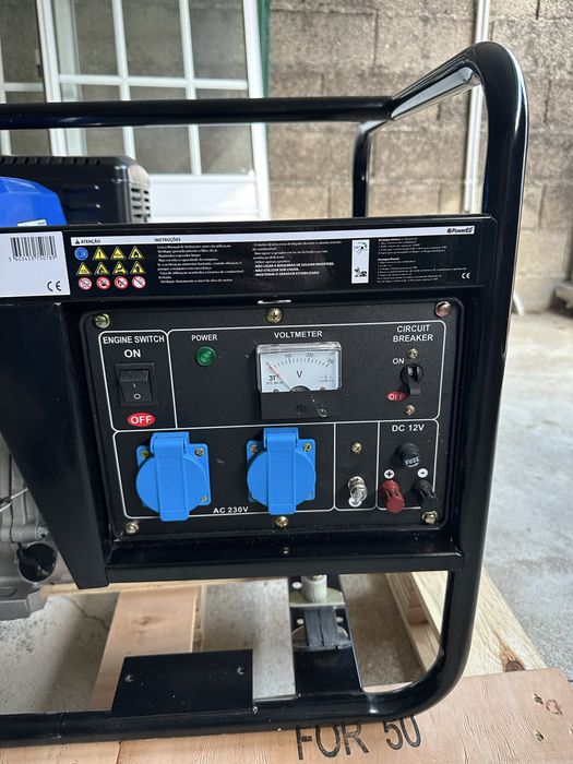 Gerador Powered PGG6500C 5.5 kva
