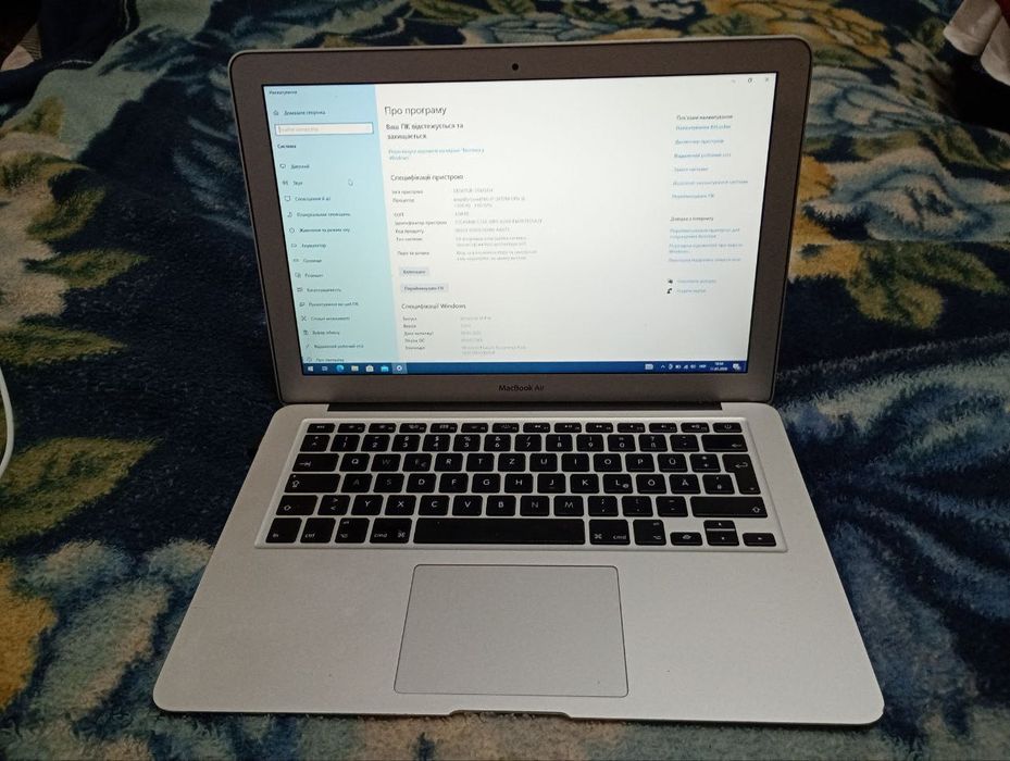 Macbook air в хорошому стані
