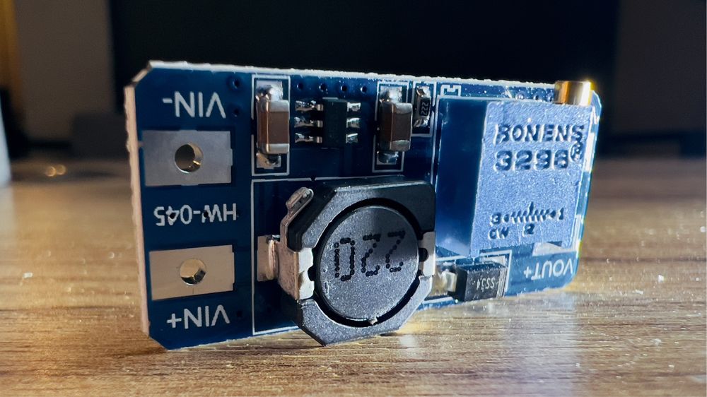 MT3608 в наличии повышающий DC-DC преобразователь IN2-24v,OUT5-28v