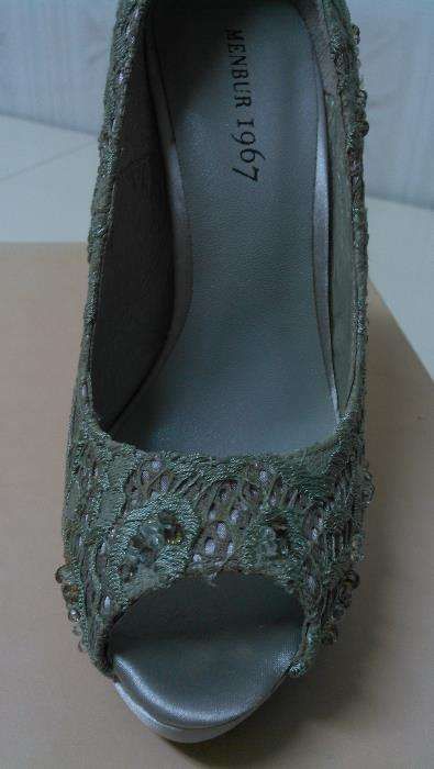 sapatos de salto alto