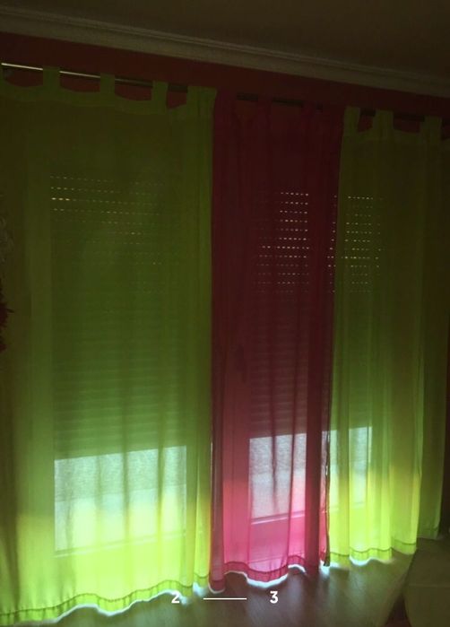 Conjunto de edredon de casal e Cortinas
