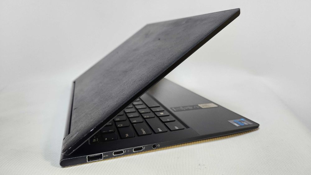 Lenovo Yoga 9i 14ITL5 Shadow Black кожа 4K UHD i7-1195G7 16 512