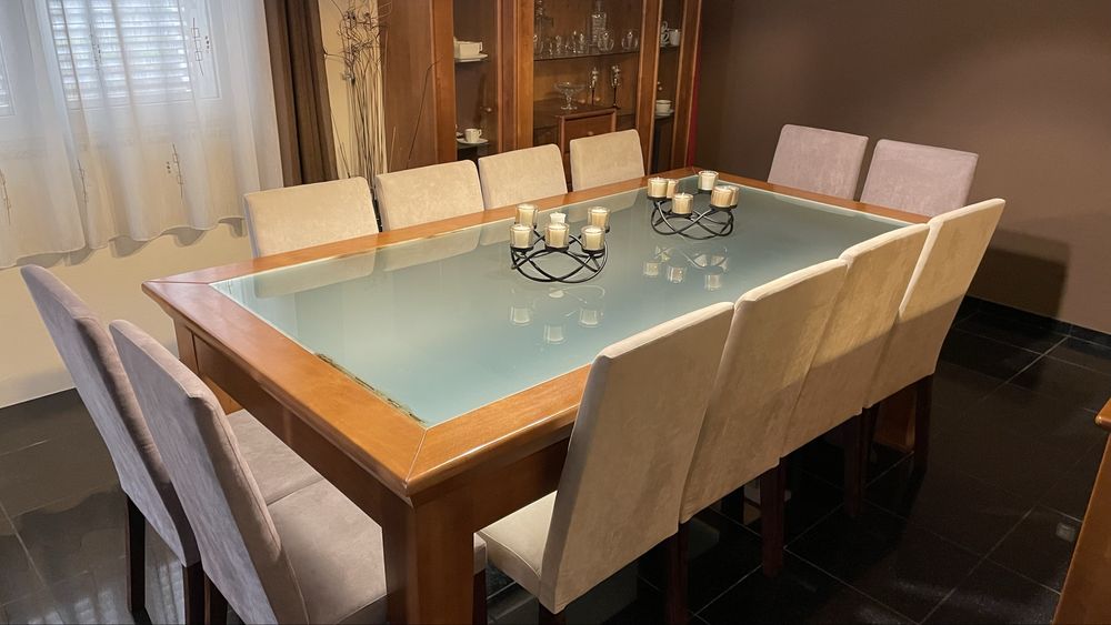 Sala de jantar completa