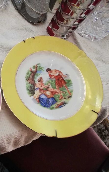 prato de loiça amarelo