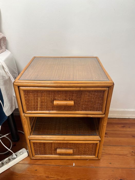 Cabeceira de Palhinha - Cane Sofá Bed and Bedside Table