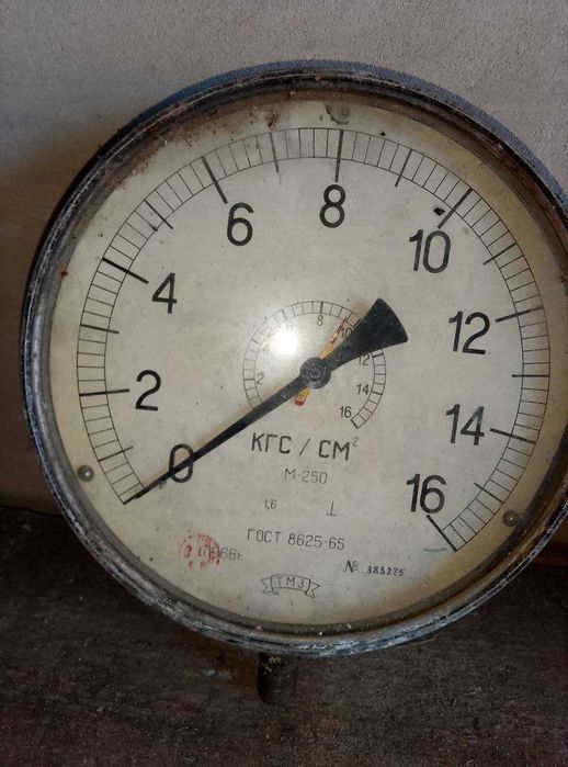 Манометр М-250 котловий манометр діаметр корпусу 25 см
