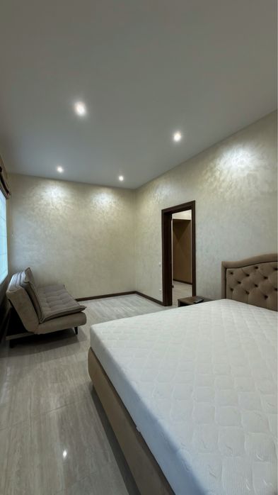 2-х кімнатна, Старе місто (з ремонтом, меблями, технікою)