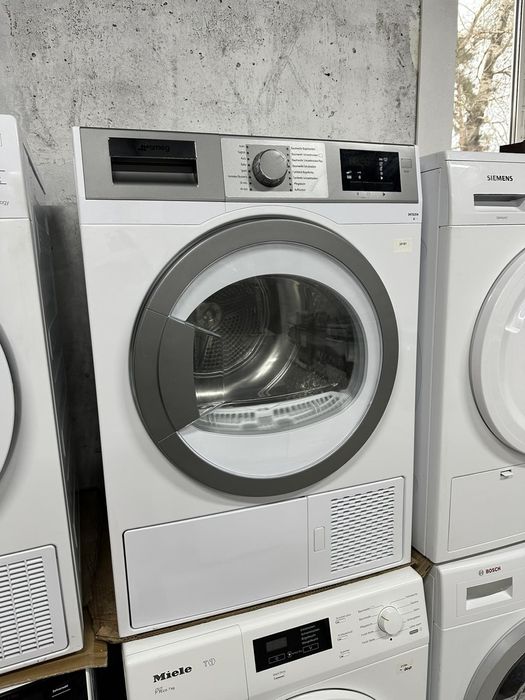 Сушильна машина компресорна тепловий насос Siemens iq500