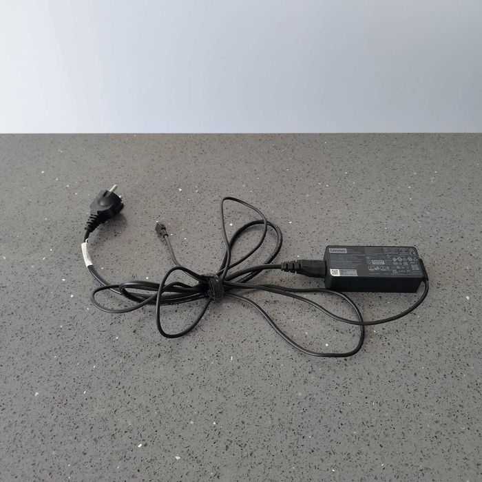 ThinkPad L14 i7 - Portátil Profissional para Trabalho/Estudo