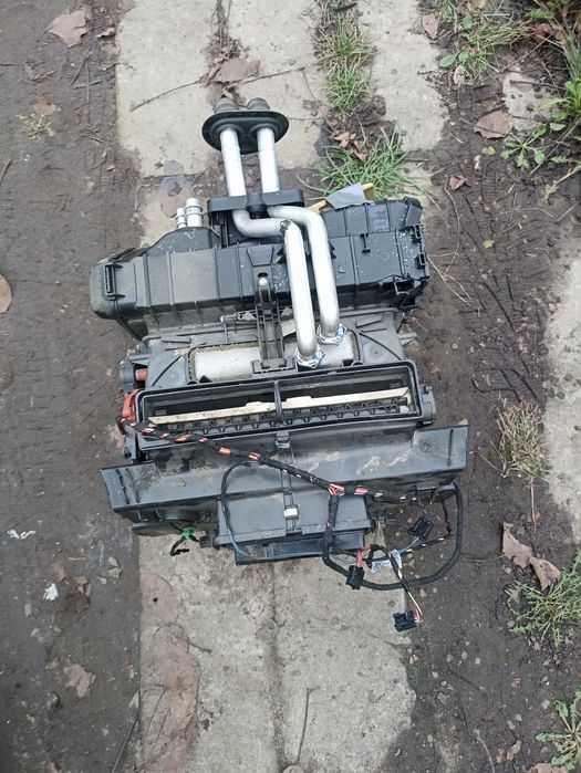 Печка в сборе на ауді а4 2013рік