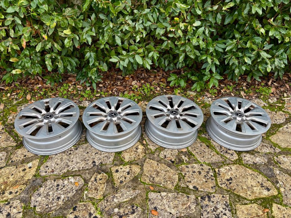 Jantes originais Mercedes: Medidas 6.5Jx17 H2-N ET34.5 - PRATA