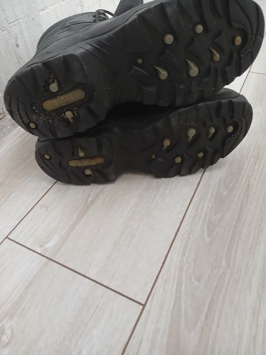 Ботинки берцы Magnum 43 размер