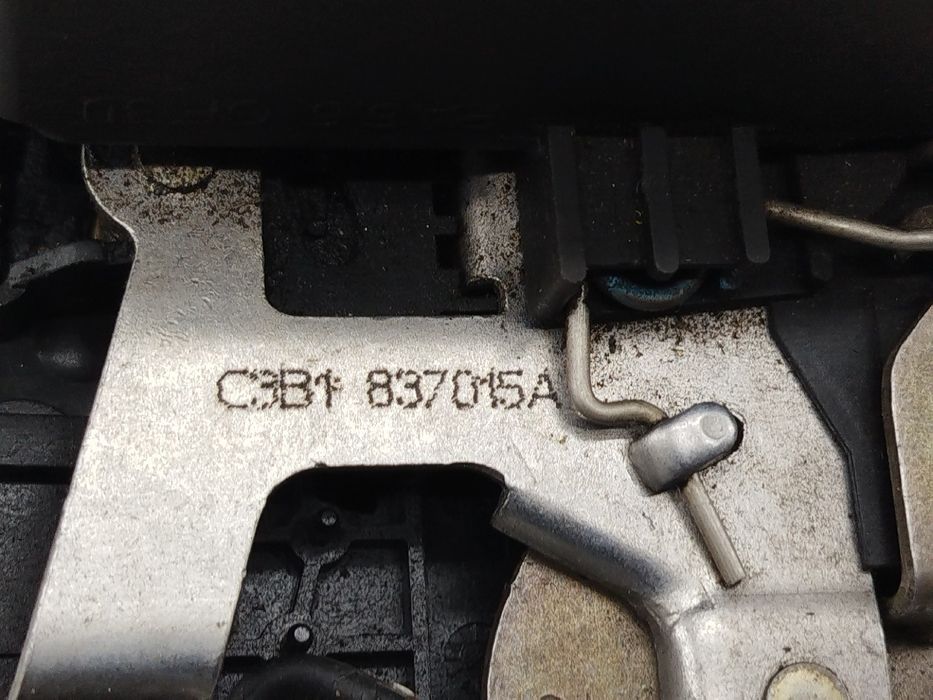 Fecho da Porta Frente Esquerdo - VOLKSWAGEN PASSAT Variant (3B6) | 00 - 05