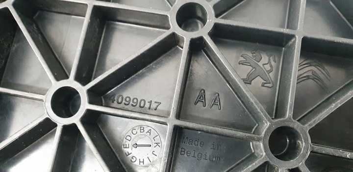 Zbiornik pompa bak mocznik adblue jumpy Proace II Expert III Vivaro C