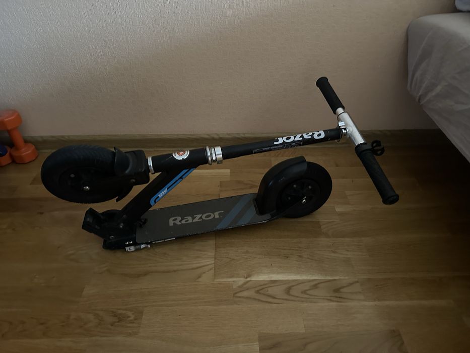 Самокат Razor A5 Air