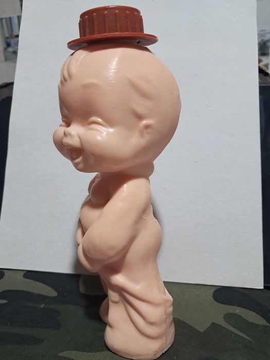 Іграшка пластмасова