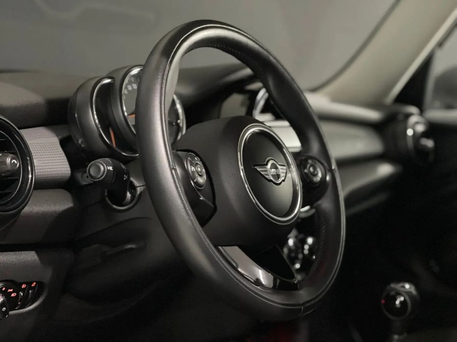 MINI 5 Portas